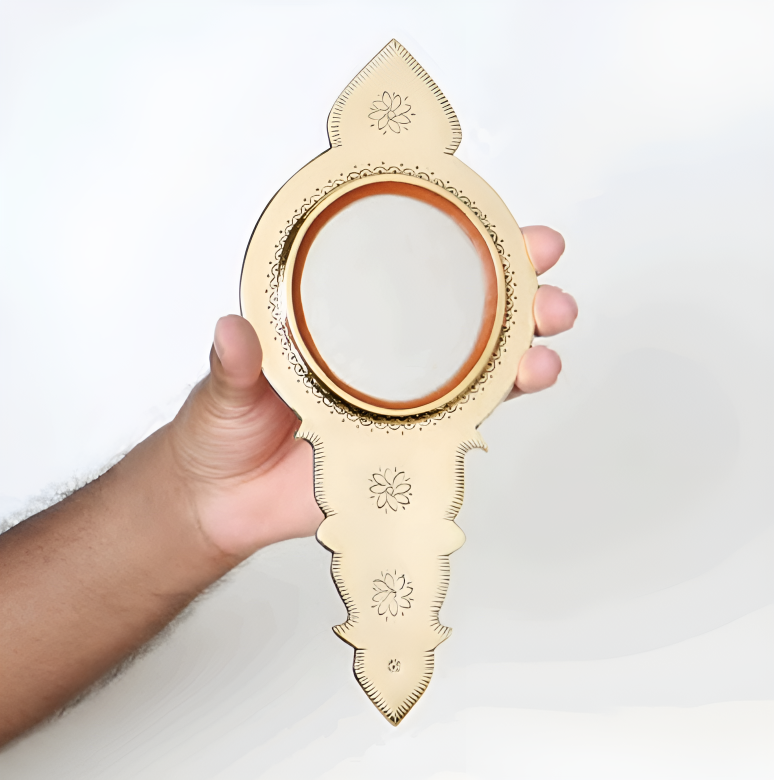 Aranmula Mirror AKZ1